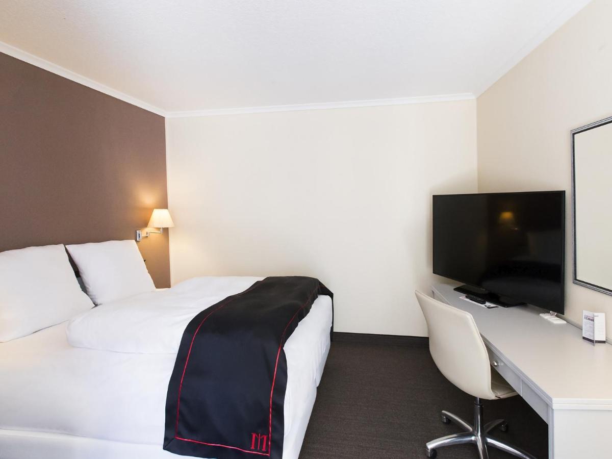 Dormero Hotel Дессау Экстерьер фото