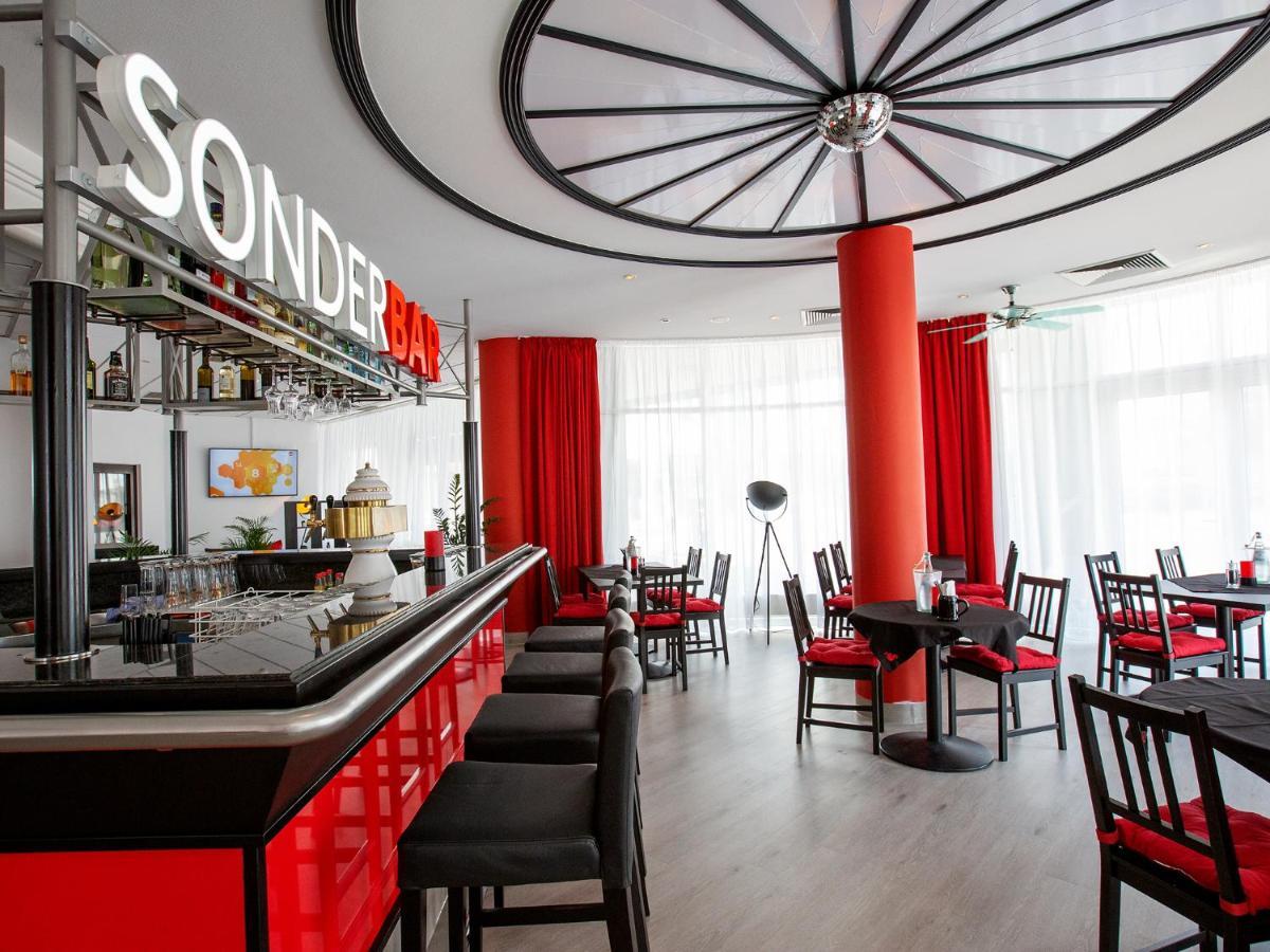 Dormero Hotel Дессау Экстерьер фото