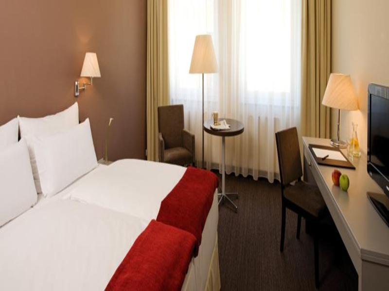 Dormero Hotel Дессау Экстерьер фото