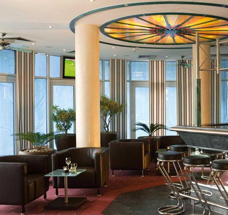 Dormero Hotel Дессау Экстерьер фото